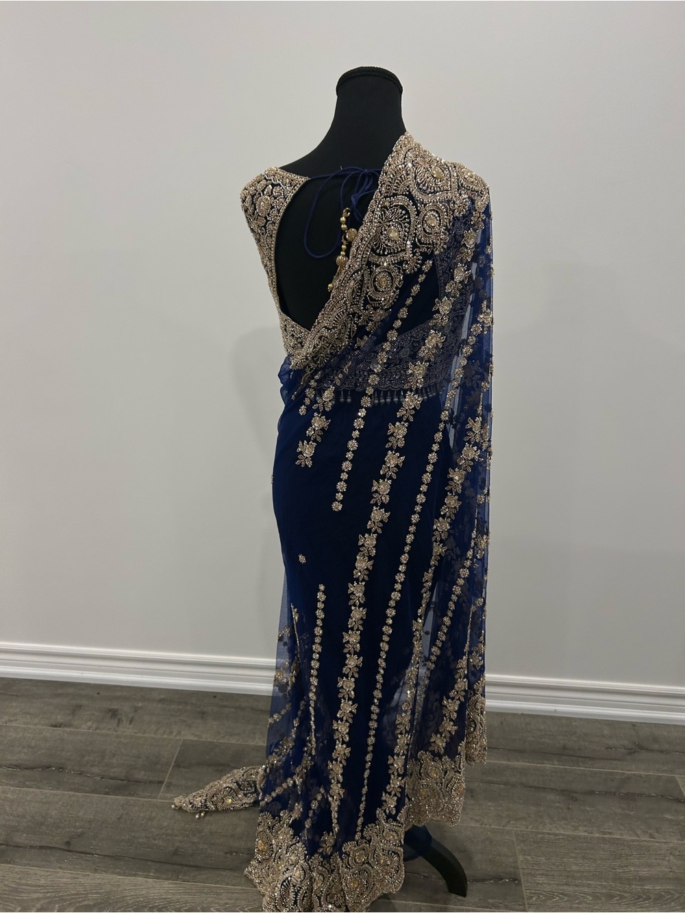 Luxury Royal Blue & Gold Designer Saree - Picture 7 of 16